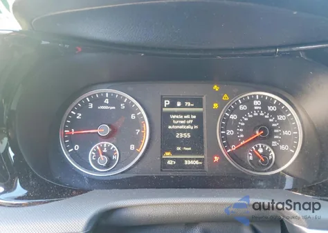 2023 Kia K5 Gt Line z USA, uszkodzony, nr VIN 5XXG64J28PG219446